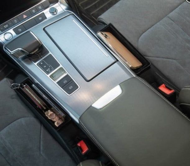 Car-Seat-Gap-Leakproof-Plug-Storage-Box-Position-In-The-Middle-Of-The-SeatInstallation